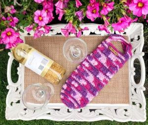a knotty habit designs AKHD crochet yarn wine bag