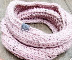 harlynn cowl infinity crochet yarn