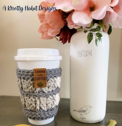 crochet everleigh cozy cup holder